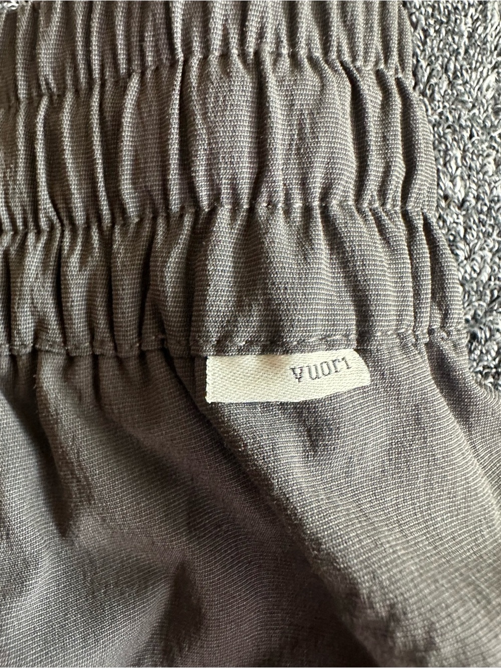 NEW VUORI Birch shorts in Small - Picture 4 of 6